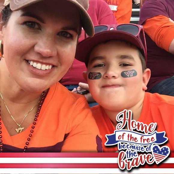 Meet your Posher, Wendi - Picture 1 of 1